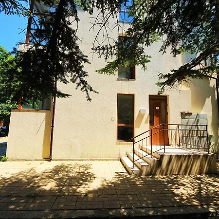 Menada Crystal Park *