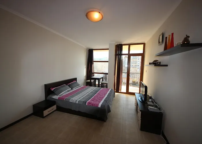 Lägenhet Menada Crystal Park *